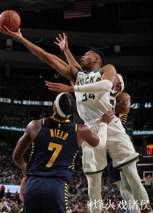 字母哥三双助雄鹿击败步行者 火箭狂胜开拓者